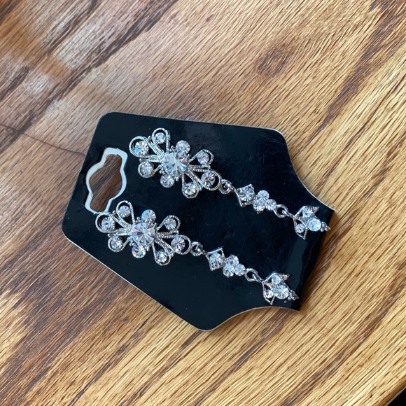 Formal | Bridal Earrings - Picture 3 of 4